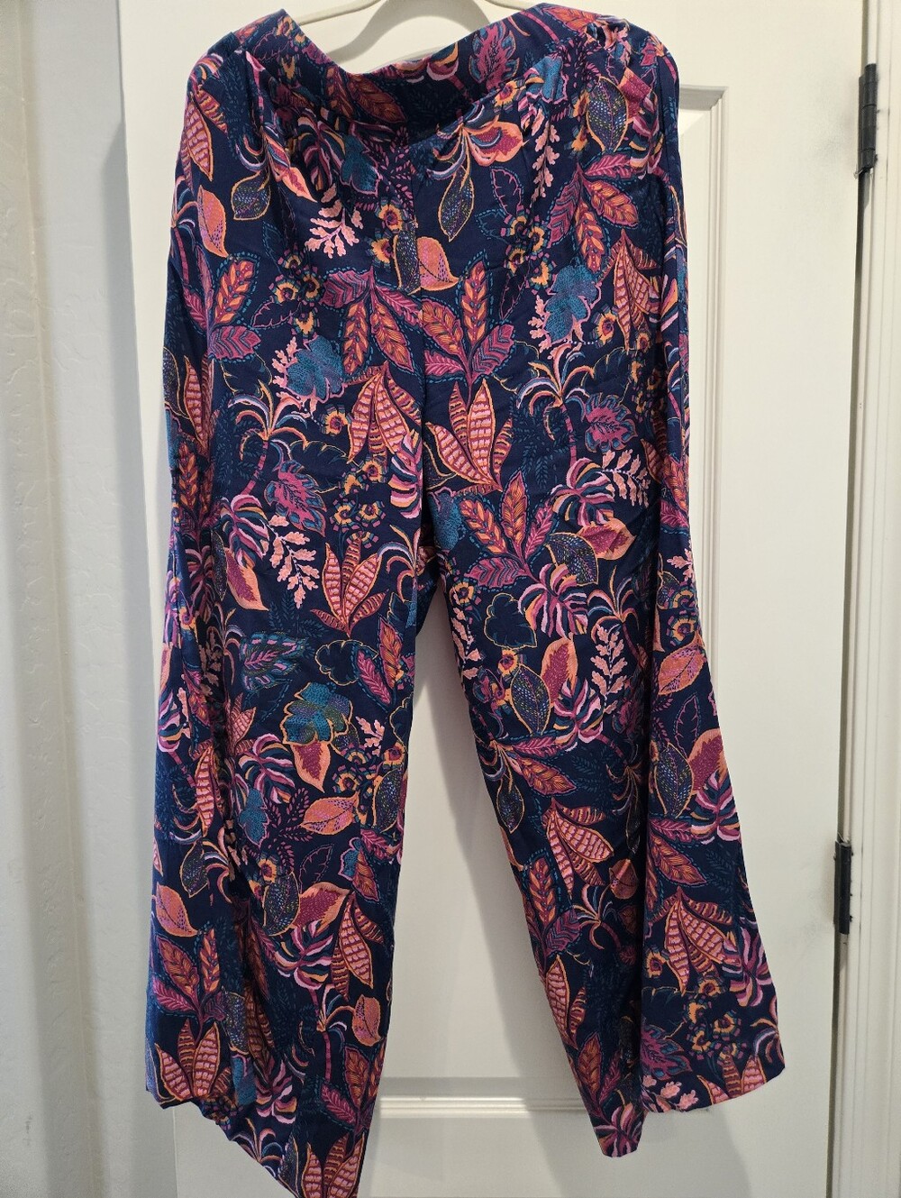 Torrid Size O, Navy Pants with Pink, Teal & Orange Floral Print, Wide Leg